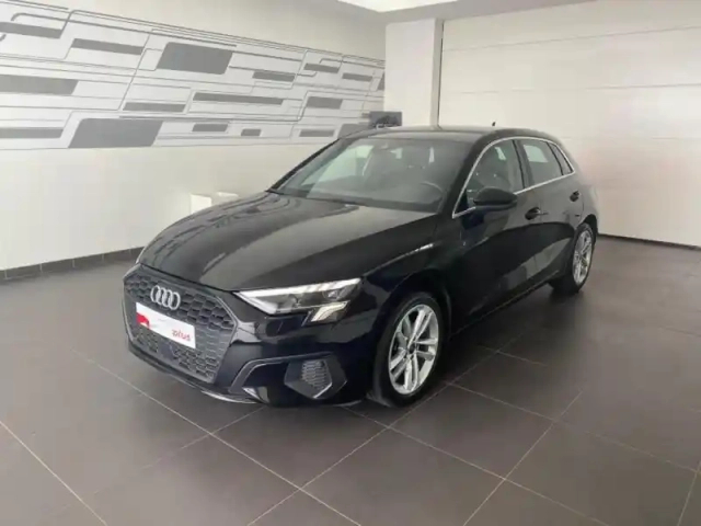 Audi A3 sportback 35 tfsi 150ch business line — photo 1