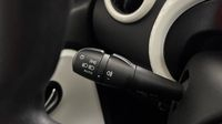 Renault Twingo 1.0 SCe 75ch Zen - 20 — photo 23