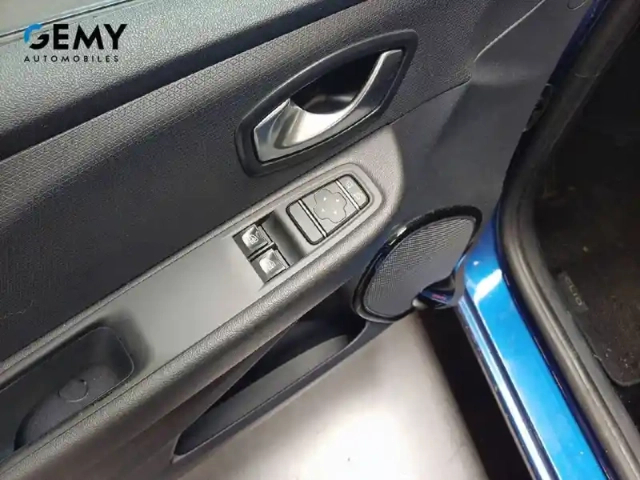 Renault Clio dci 75 energy — photo 14