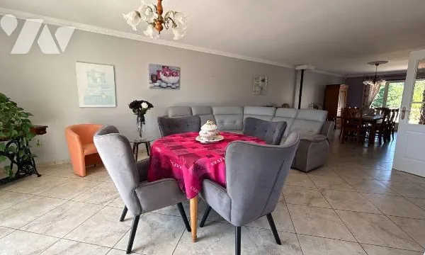 Maison 6 pièces 175 m²