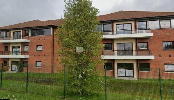 Local commercial 124 m²
