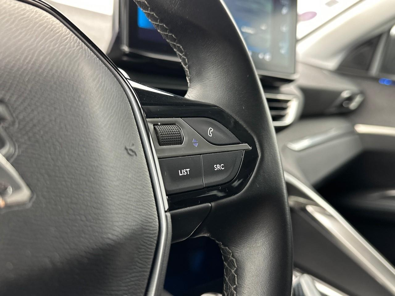 Peugeot 5008 puretech 130ch s&s eat8 allure pack — photo 19