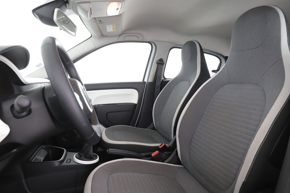 Renault Twingo 1.0 SCe Zen — photo 9