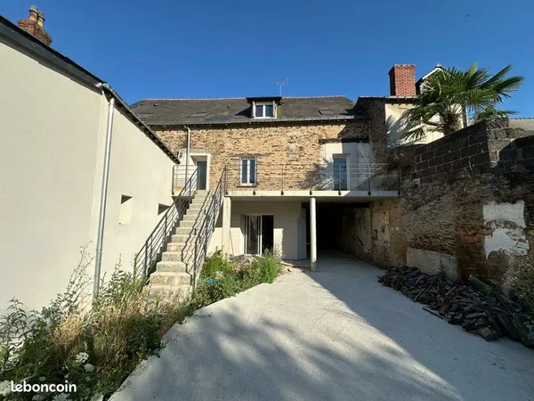 Appartement 3 chambres, balcon, terrain