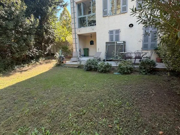Maison 4 pièces 90 m2 Centre ville