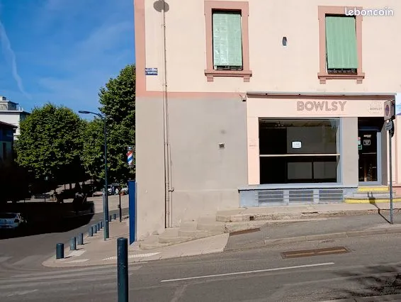 Local commercial