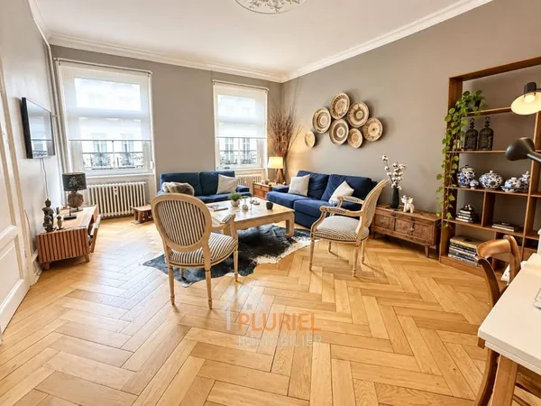 Appartement 6 pièces 177 m²