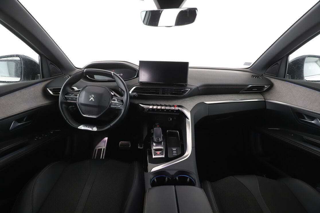 Peugeot 3008 1.5 Blue-HDi GT EAT8 — photo 11
