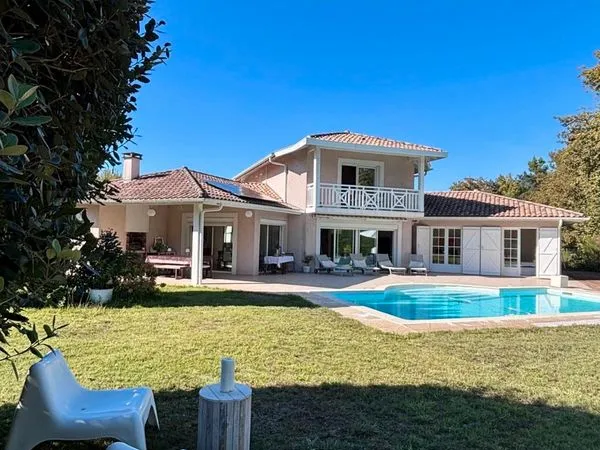 Villa moliets bourg