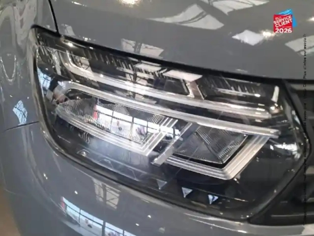 Dacia Duster 1.3 tce 150ch fap sl extreme 4x2 edc — photo 13