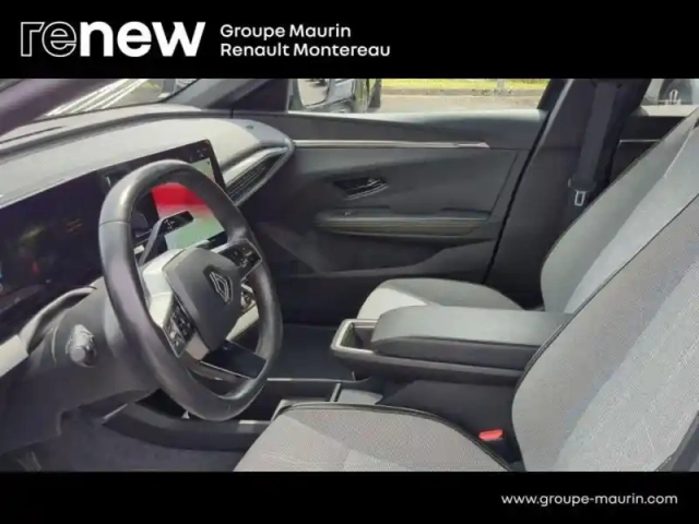 Renault Megane e-tech electric ev60 220ch techno super charge — photo 10
