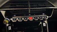 Peugeot 2008 1.2 PureTech 100ch S&S Allure — photo 26