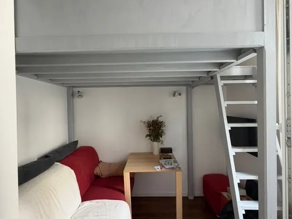 Studio meublé avec mezzanine BAIL MOBILITE UNIQUEMENT