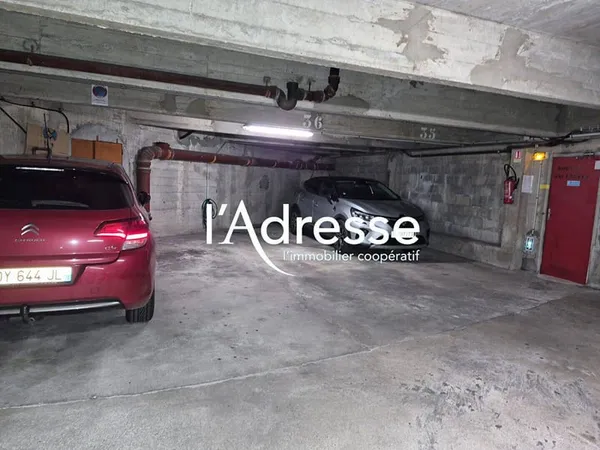 Parking 12 m²
