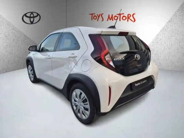 Toyota Aygo 1.0 vvt-i 72 dynamic my23 — photo 3