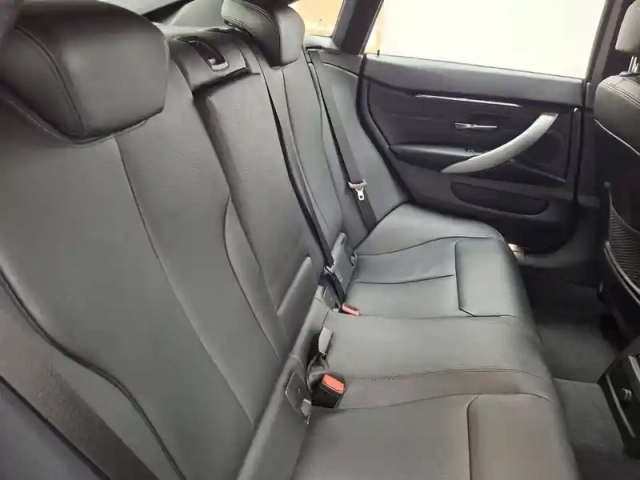 Bmw Serie 4 gran coupé 418d 150 ch bva8 — photo 15