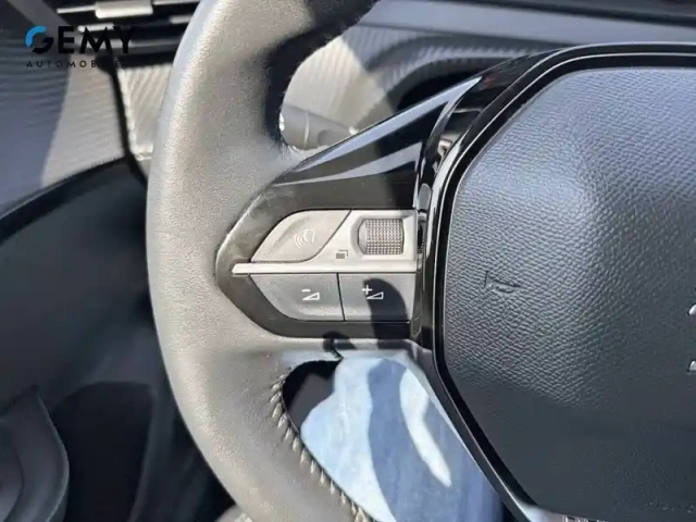 Peugeot 208 puretech 100 s&amp;s bvm6 — photo 12