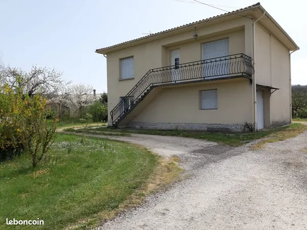 VENTE MAISON INDIVIDUELLE SUR TERRAIN DE 1730 m2