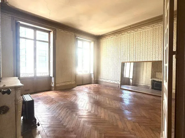 Appartement 3 pièces 121 m²