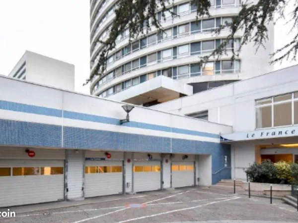 Place Parking Puteaux