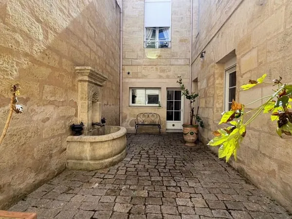 Maison 5 pièces 208 m²