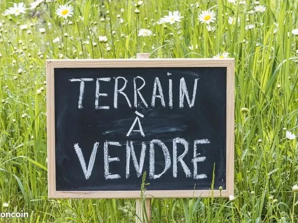 Terrain constructible 700m2