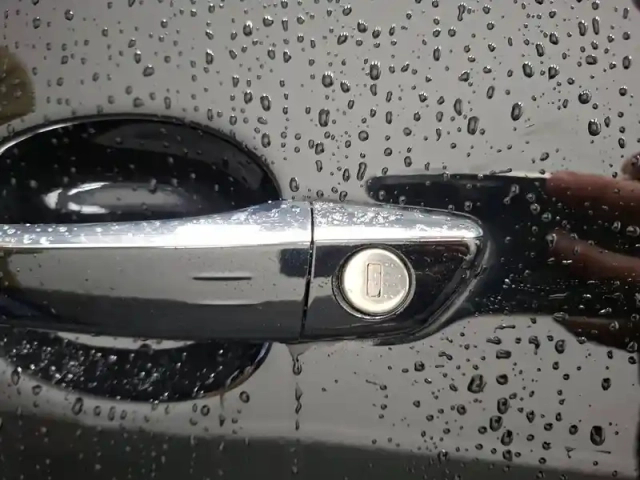 Opel Vivaro fgn taille m bluehdi 180 s&amp;s eat8 — photo 72