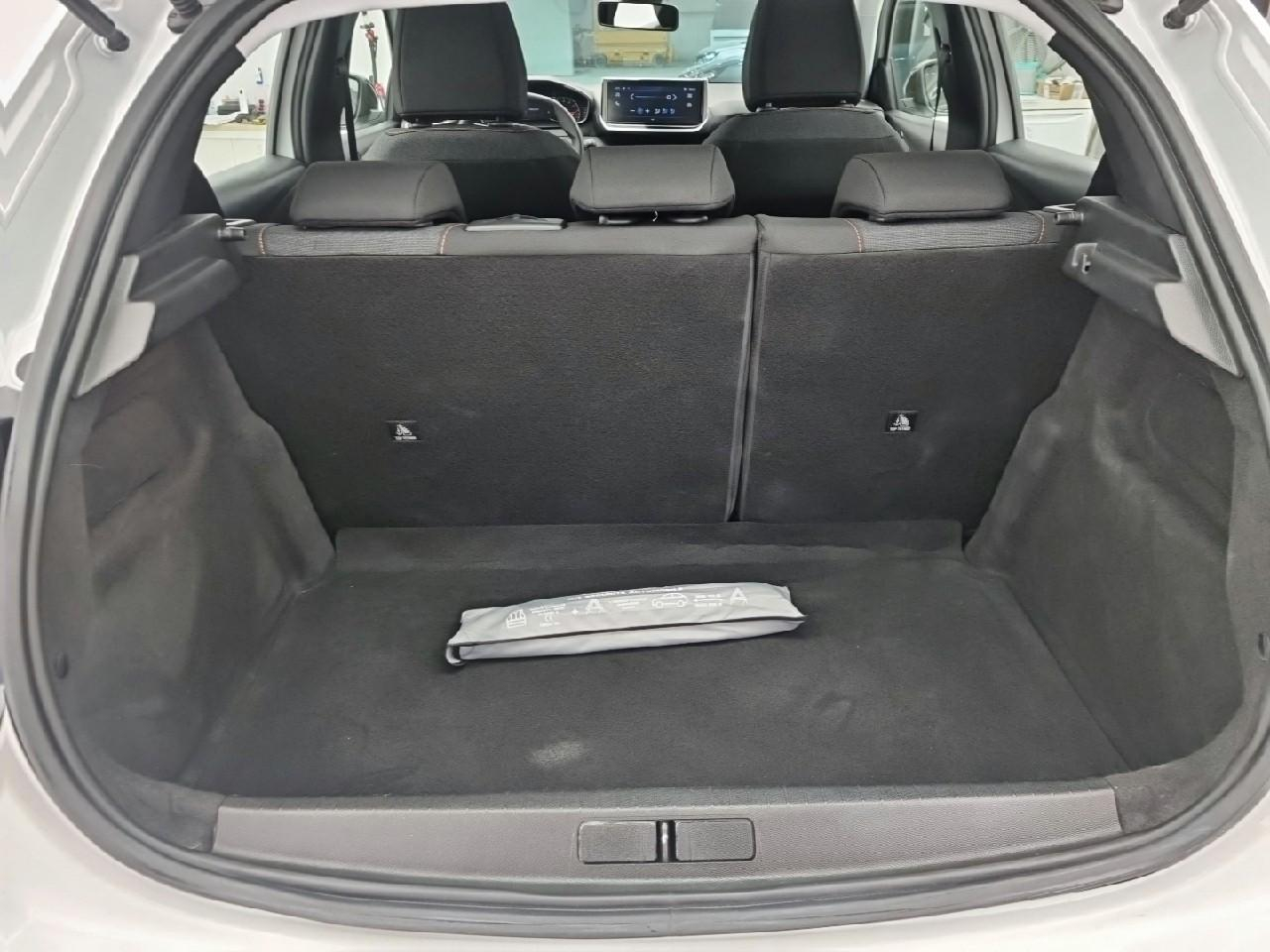 Peugeot 208 100 s&s bvm6 style — photo 14