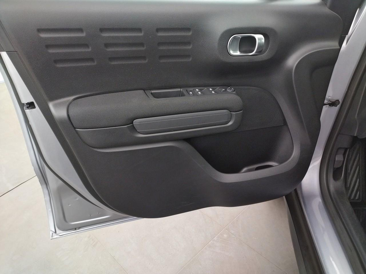 Citroën C3 Aircross puretech 130 s&s eat6 shine — photo 23