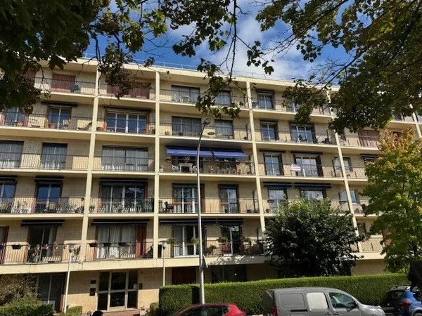 EAUBONNE proche toutes commodités