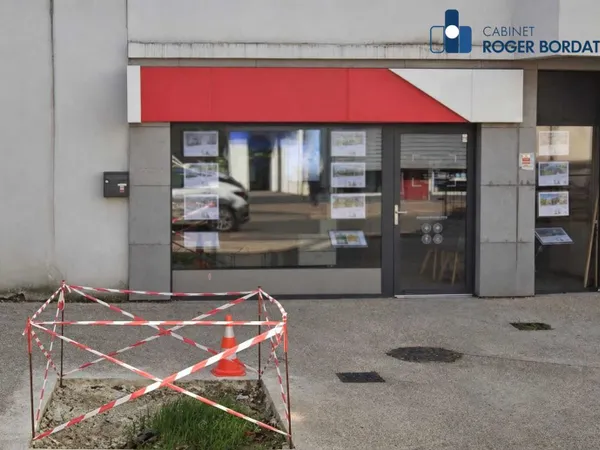 Local commercial 80 m²