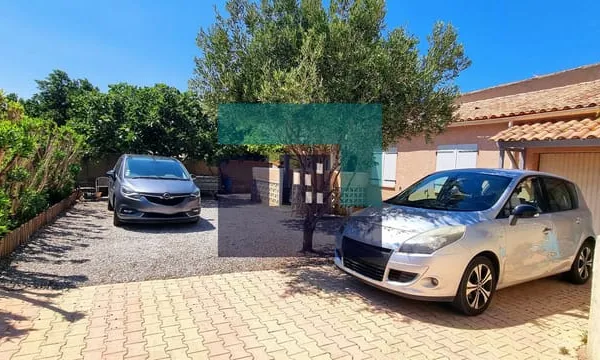 Villa 3 Chambres avec Jardin et Garage