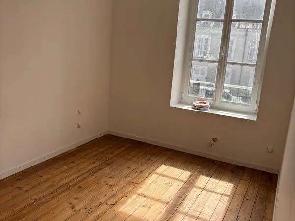Maison de bourg à Louer