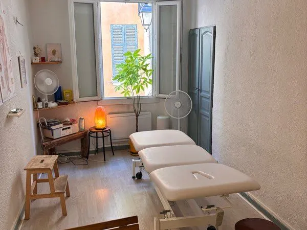 Local professionnel santé/bien-être à louer — Sanary-sur-Mer