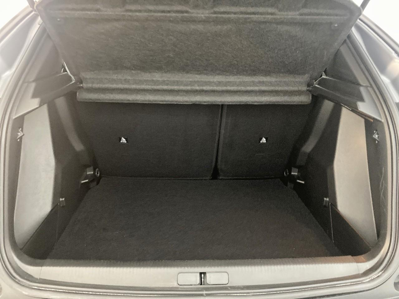 Peugeot 2008 hybrid 145 ch e-dcs6 style — photo 6
