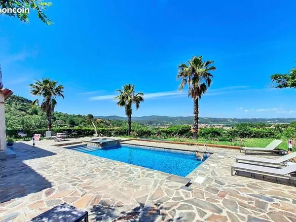 Villa 4 pièces 178 m²