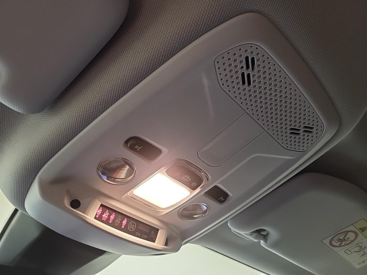Peugeot 2008 puretech 100 s&s bvm6 style — photo 24