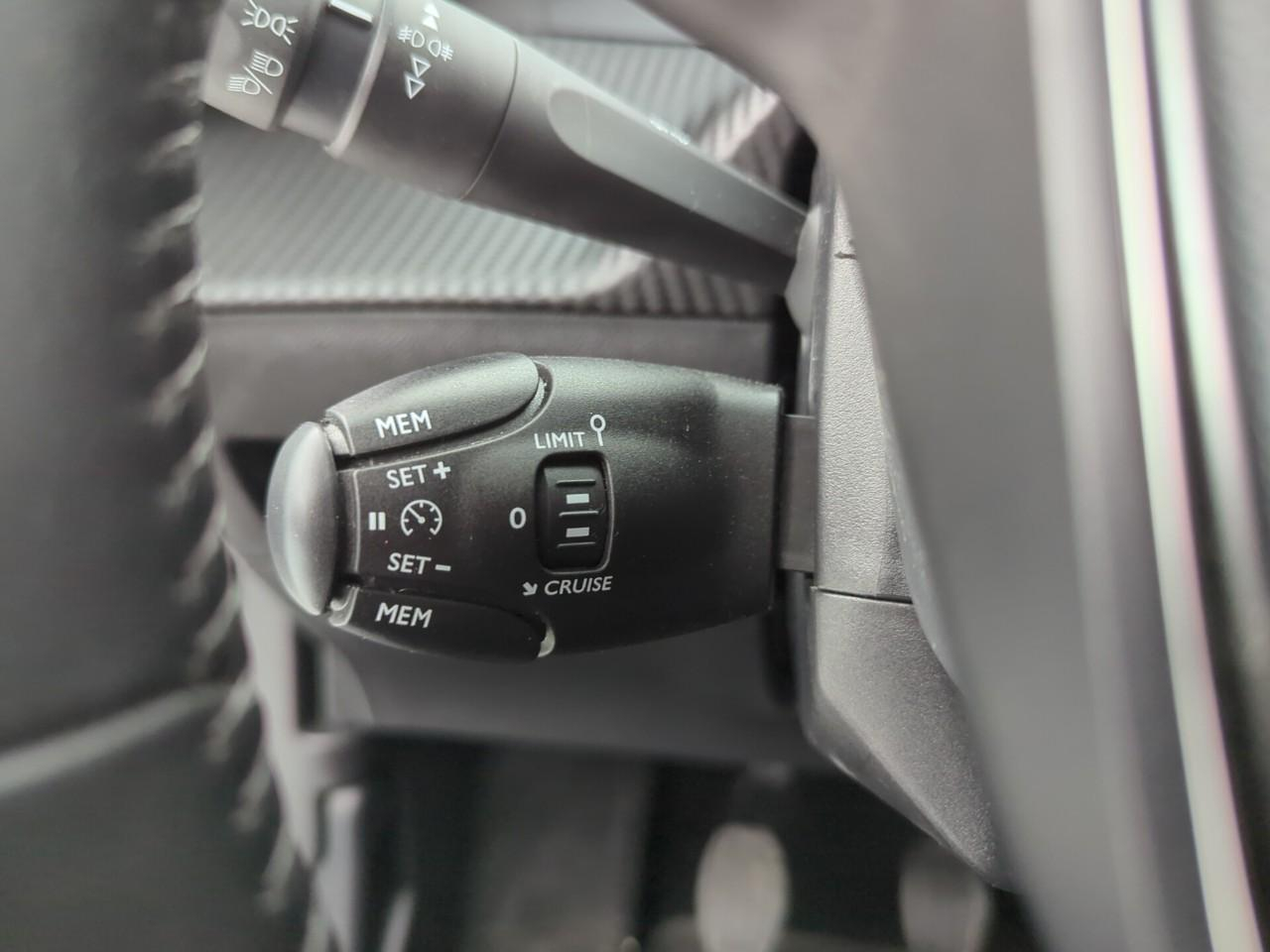 Peugeot 2008 bluehdi 110 s&s bvm6 active pack — photo 28