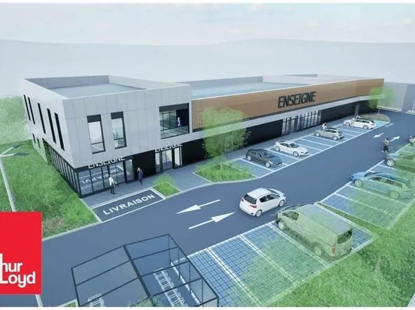 Local commercial 447 m²
