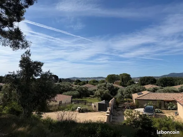 Terrain 1 000 m² Ollioules