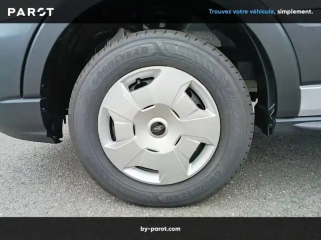 Ford Transit fourgon fg t310 l2h2 2.0 ecoblue 130ch bva8 trend — photo 14