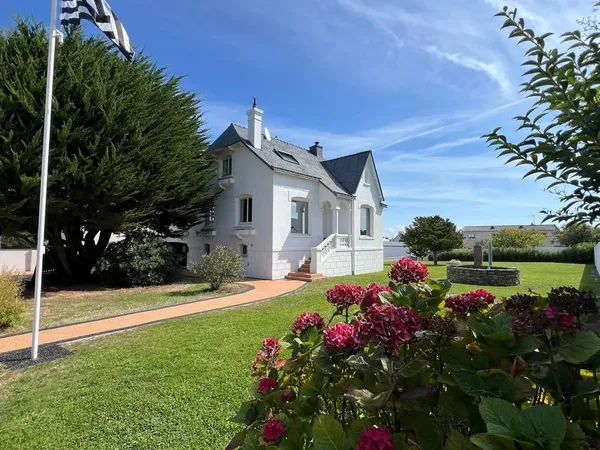Maison de luxe 6 pièces 218 m²