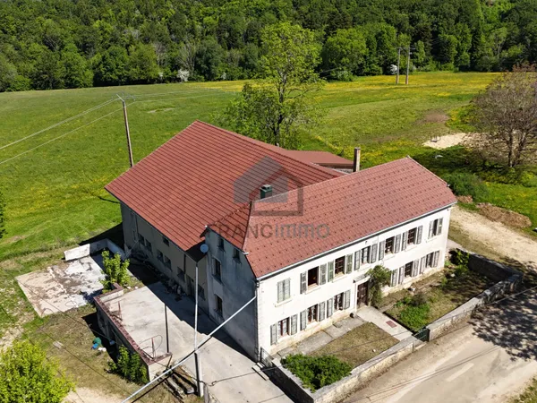 MONTANDON - GRANDE FERME A RENOVER