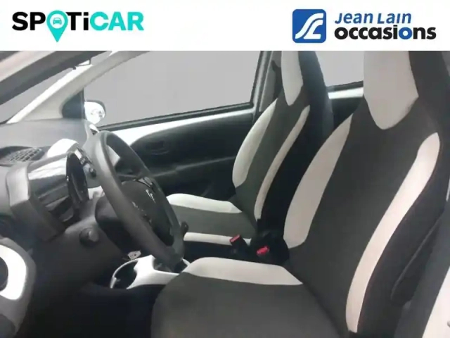 Citroën C1 vti 72 s&amp;s — photo 11
