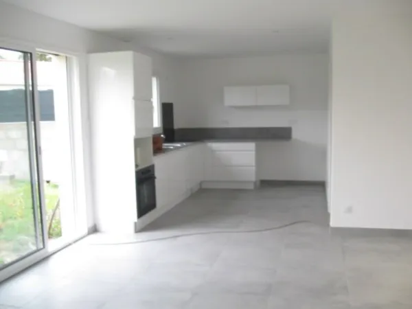 Maison à vendre 4 pièces LEZOUX (63)