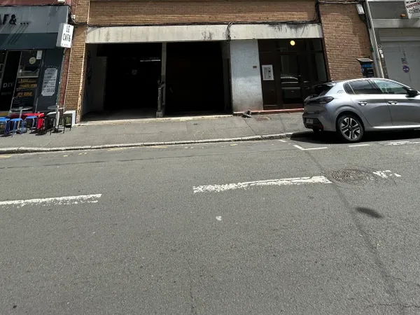 Loue parking