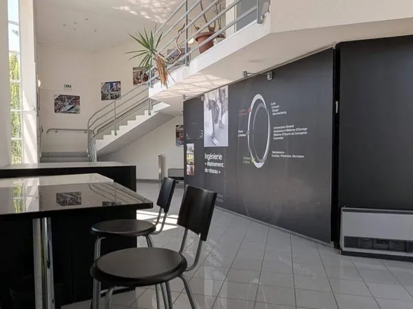 Bureaux 488 m²
