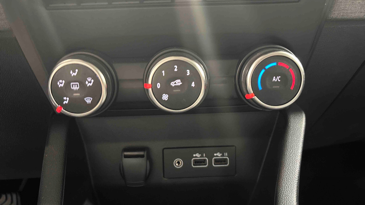 Renault Clio Blue dCi 100 ch GSR2 — photo 18