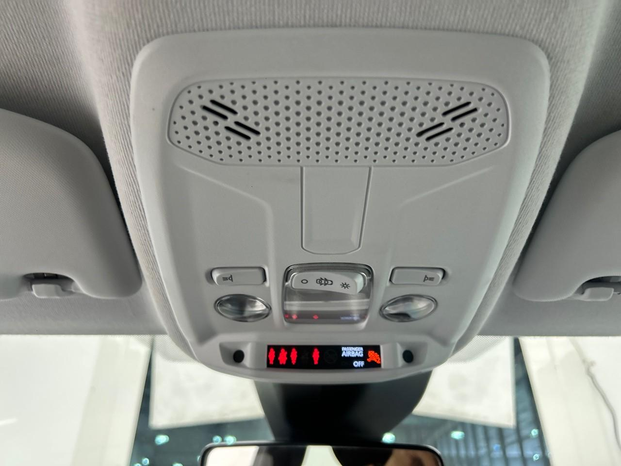 Peugeot 208 puretech 75 s&s bvm5 like — photo 27