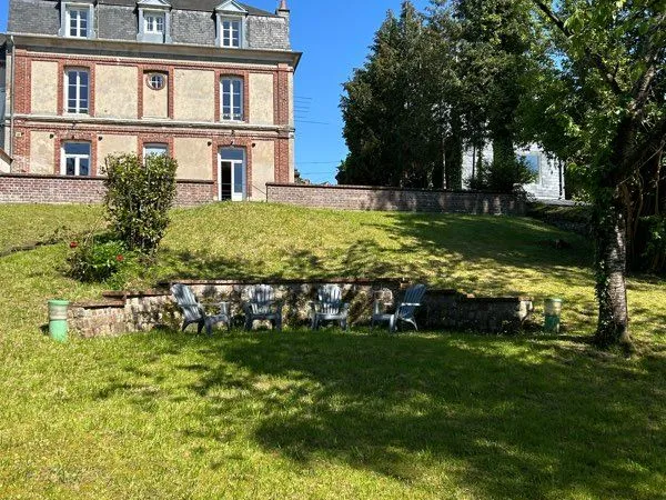 A louer chambre meublée